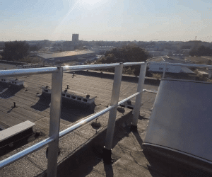 Barierki dachowe mocowane z uszczelnieniem