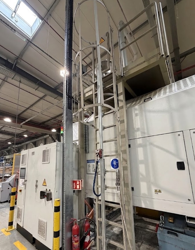 Montaż szyn asekuracyjnych na drabinach zakład produkcyjny Warszawa